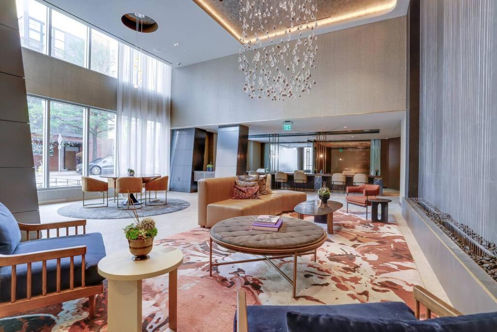 Gorgeous 1 Bedroom At Clarendon With Gym And Rooftop อาร์ลิงตัน ภายนอก รูปภาพ